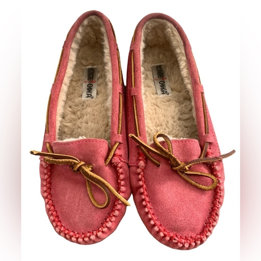 MINNETONKA Hot Pink Suede Leather Moccasin with Faux Fur Lining - Size 11